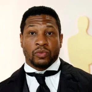 HOLLYWOOD, CALIFORNIA - MARCH 12: Jonathan Majors attends the 95th Annual Academy Awards on March 12, 2023 in Hollywood, California.